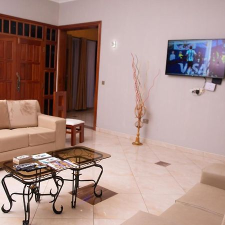 Arusha Royal Bed and Breakfast Esterno foto