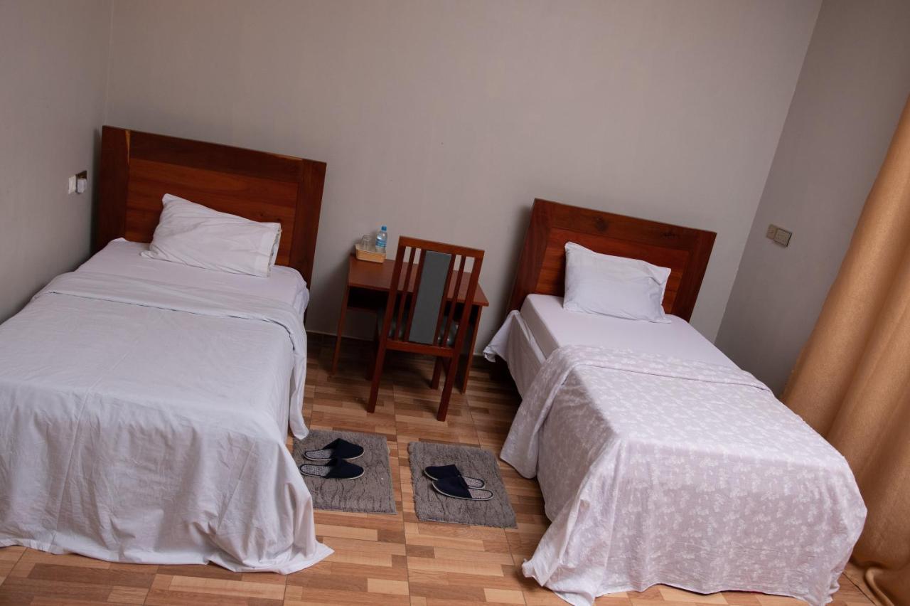 Arusha Royal Bed and Breakfast Esterno foto
