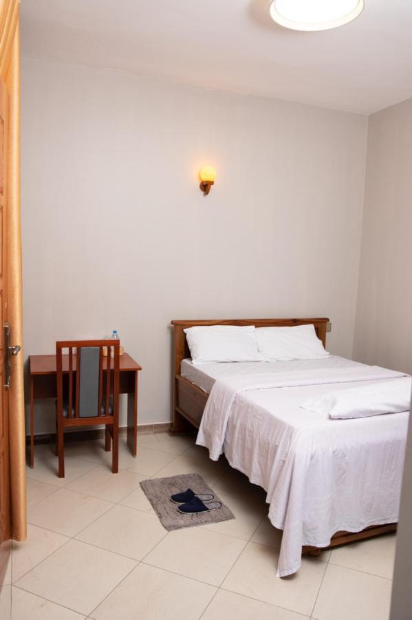 Arusha Royal Bed and Breakfast Esterno foto
