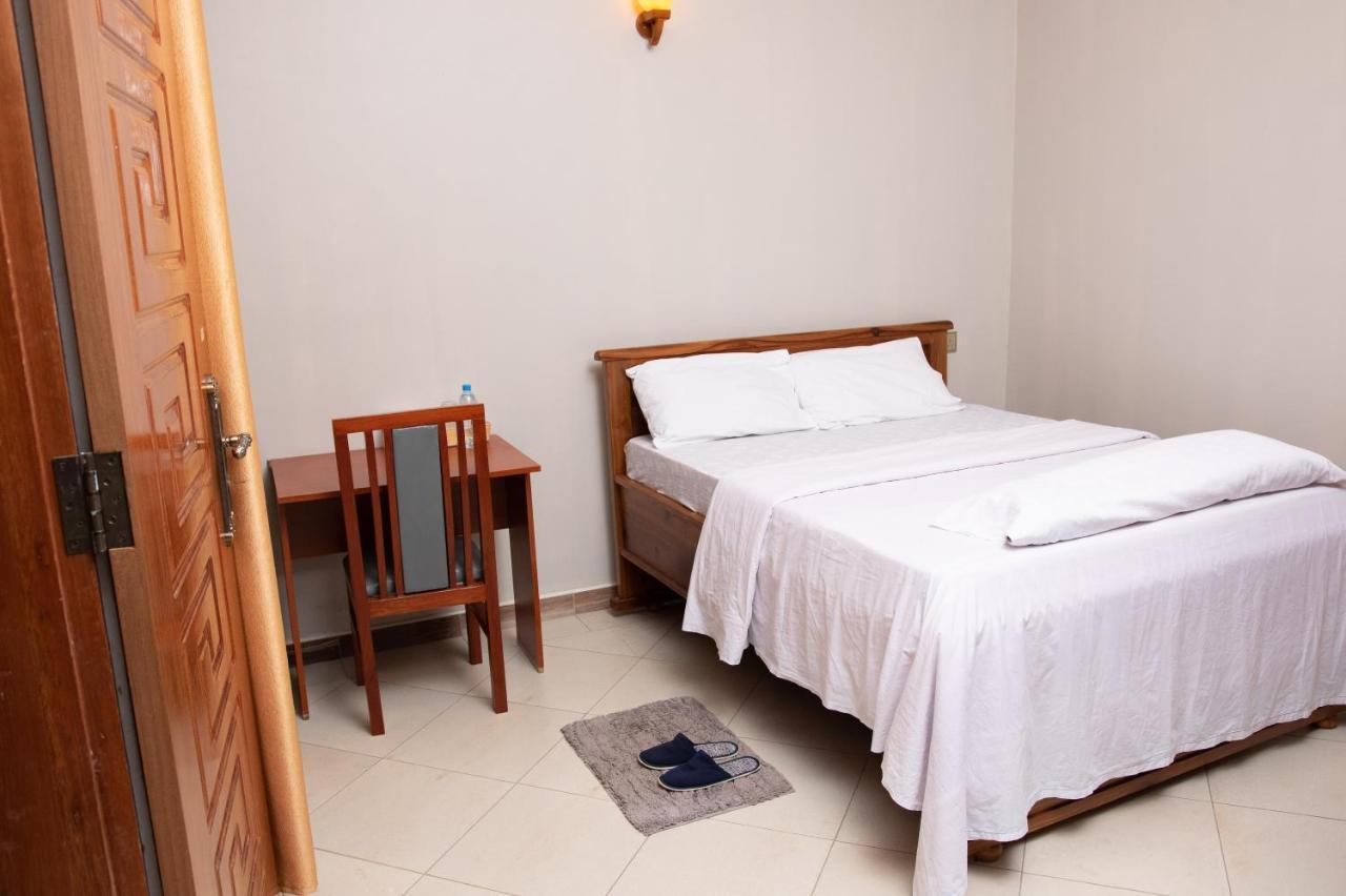 Arusha Royal Bed and Breakfast Esterno foto