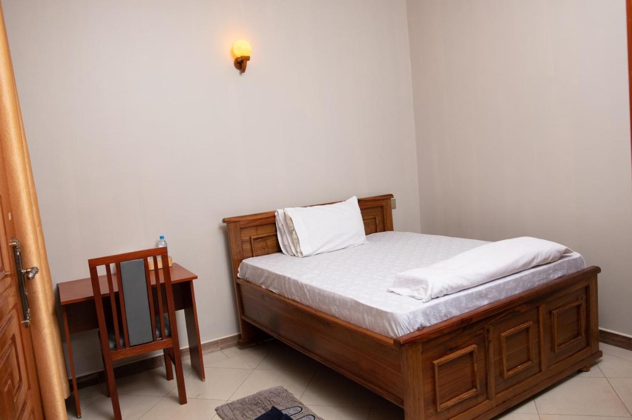Arusha Royal Bed and Breakfast Esterno foto