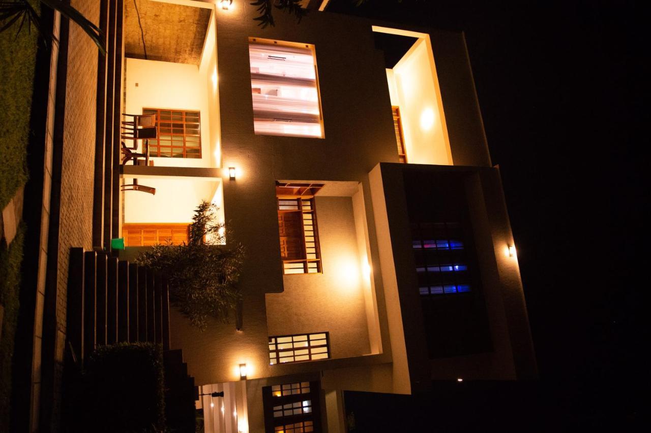 Arusha Royal Bed and Breakfast Esterno foto